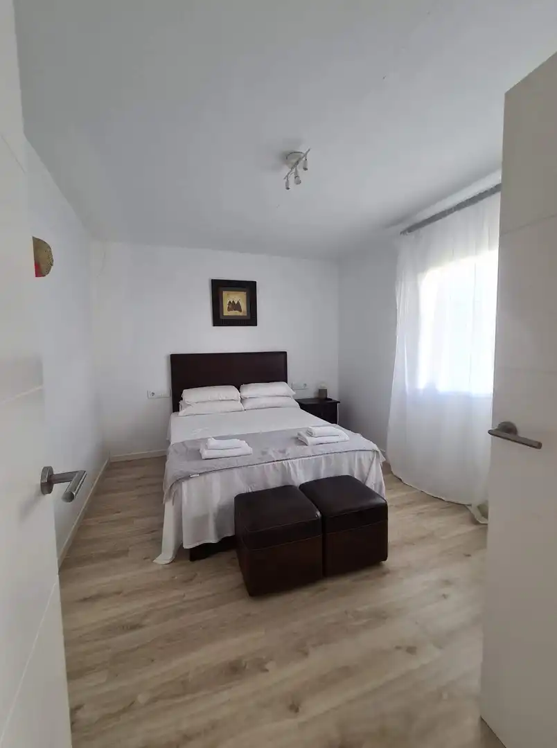 Habitación de Planta baja en venta en Estepona con Aire acondicionado, Trastero y Piscina
