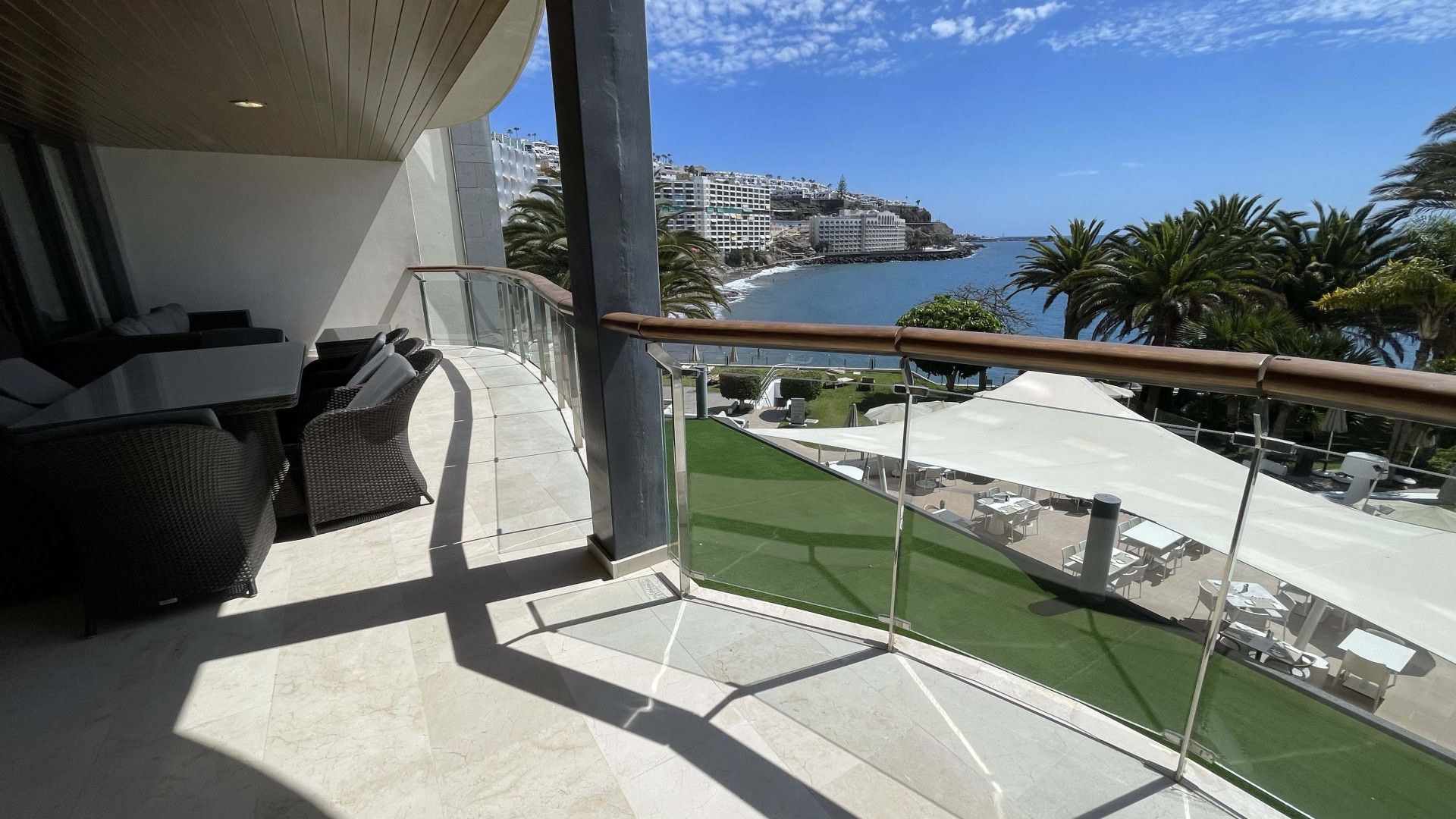 Terrassa de Apartament en venda en Mogán amb Aire condicionat, Terrassa i Piscina