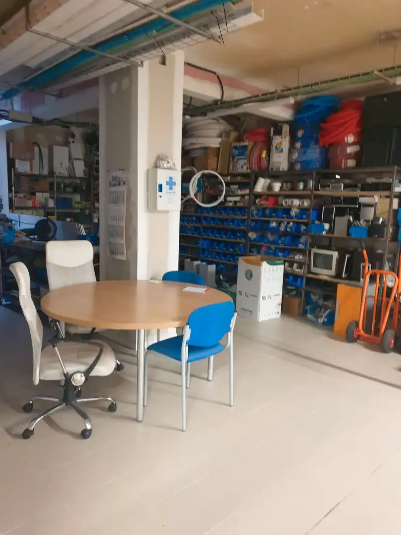 Local en venta en Carrer de la Pubilla Casas, Can Vidalet