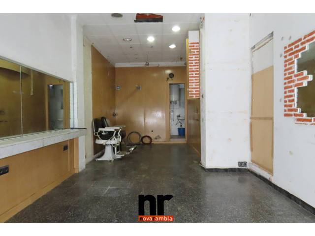 Local comercial en Alquiler en Monturiol en Can Mas