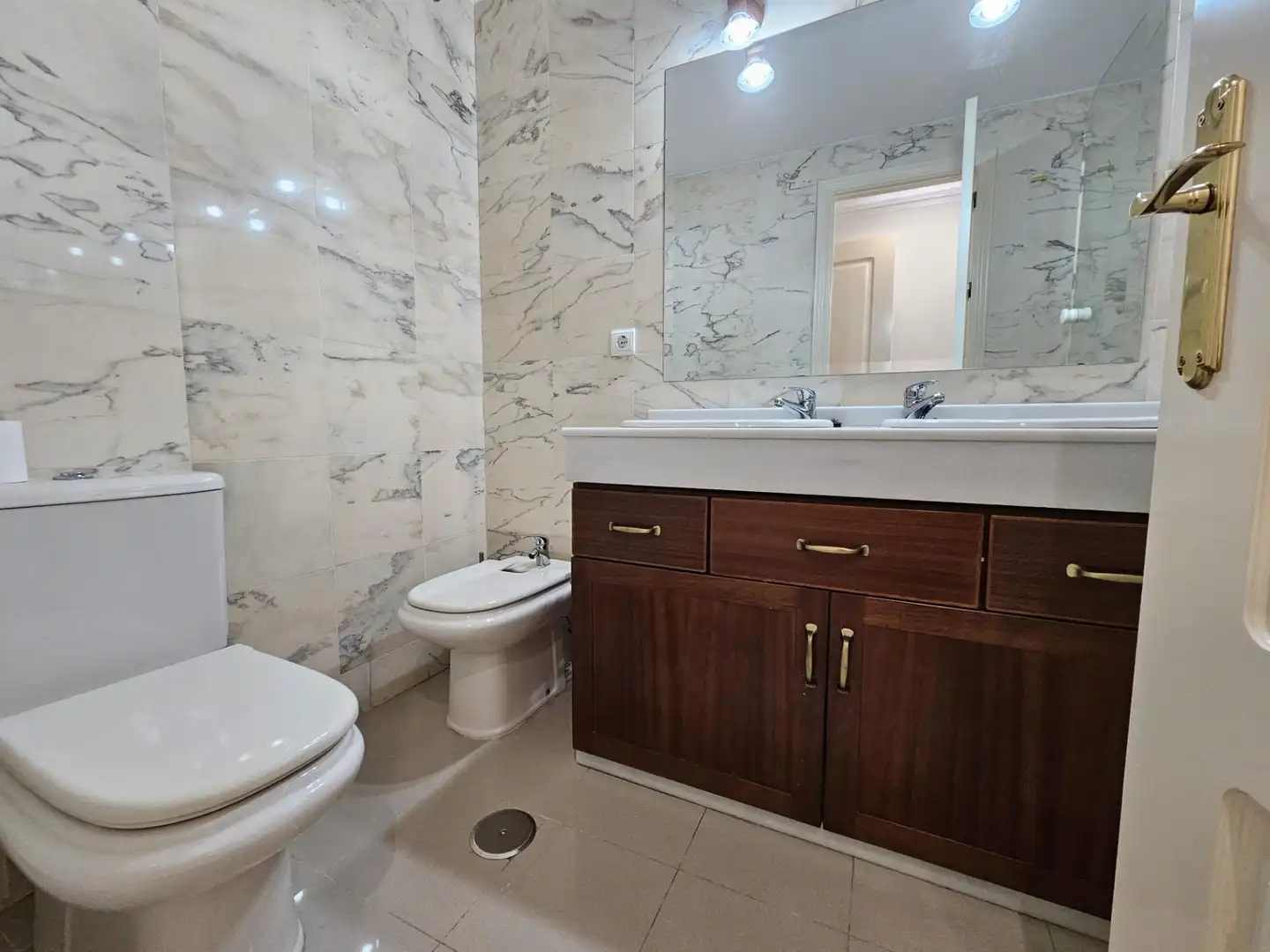 Flat for sale in Huerta de la Reina - Trassierra