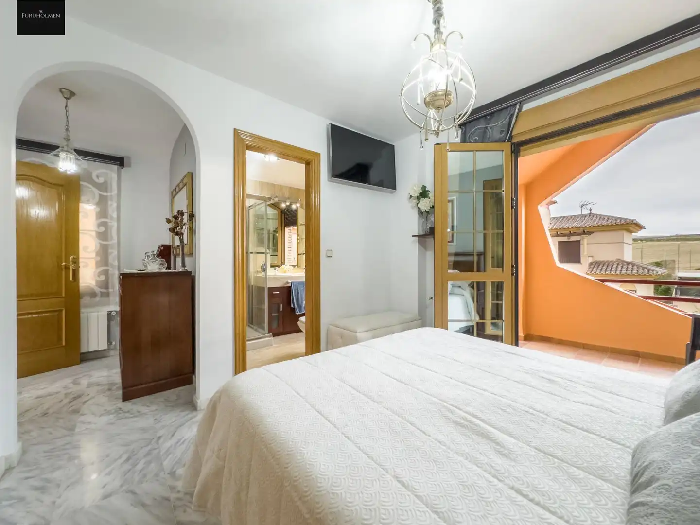 Dormitori de Casa adosada en venda en Las Gabias amb Aire condicionat, Calefacció i Jardí privat