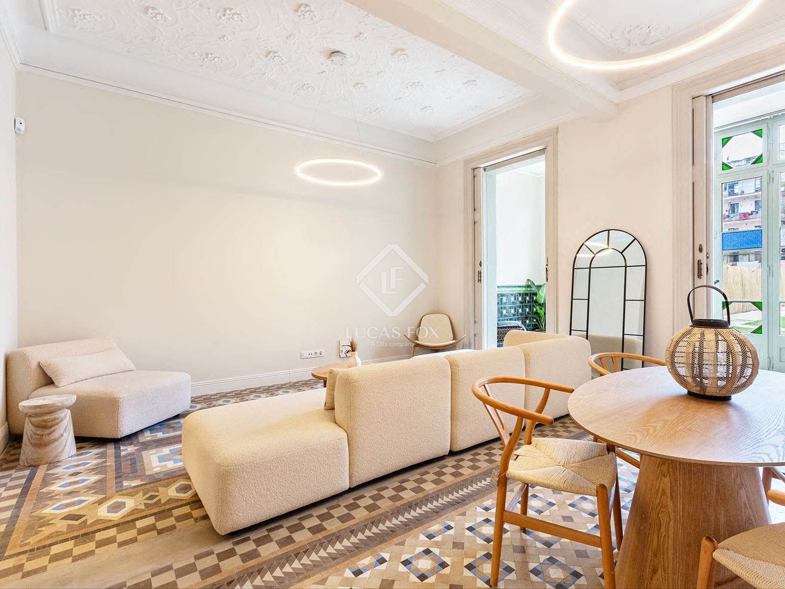 Wohnzimmer von Wohnung zum Verkauf in  Barcelona Capital mit Klimaanlage, Privatgarten und Terrasse