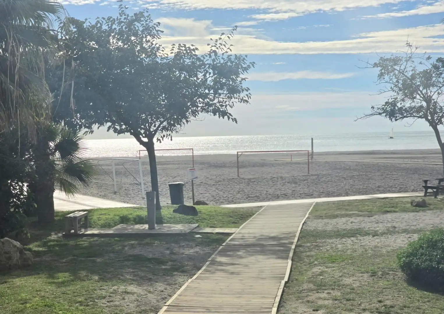 Vista exterior de Estudi en venda en Benalmádena amb Aire condicionat, Terrassa i Moblat