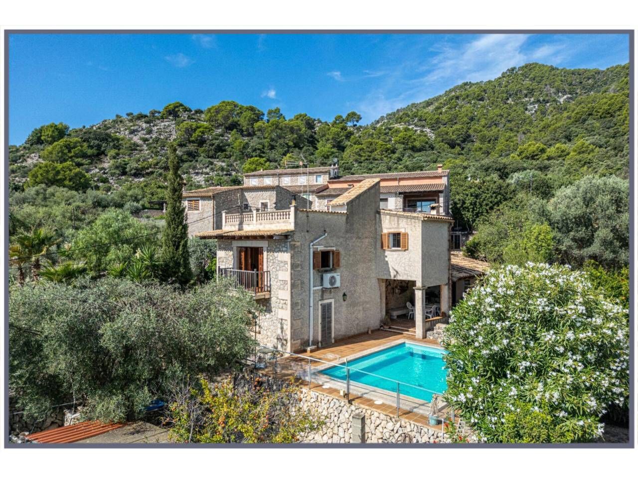 Vista exterior de Casa o xalet en venda en Selva amb Aire condicionat, Jardí privat i Terrassa