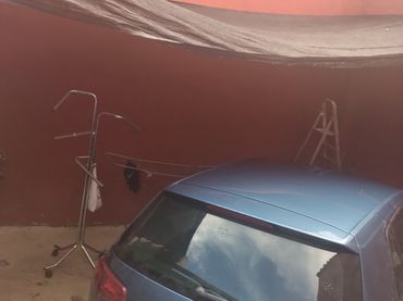 Casa amb balcó en venda a Baena