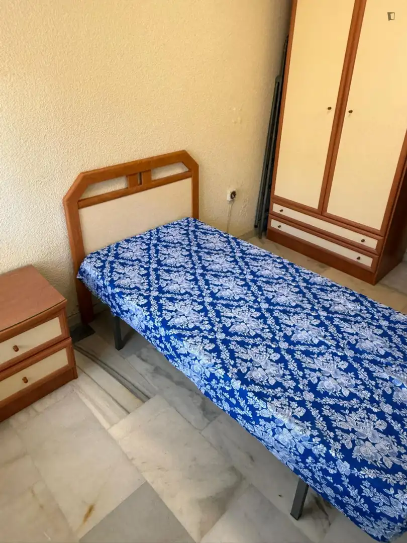 Bedroom of Apartments for share in Almería  with Furnished, Oven and Washing machine