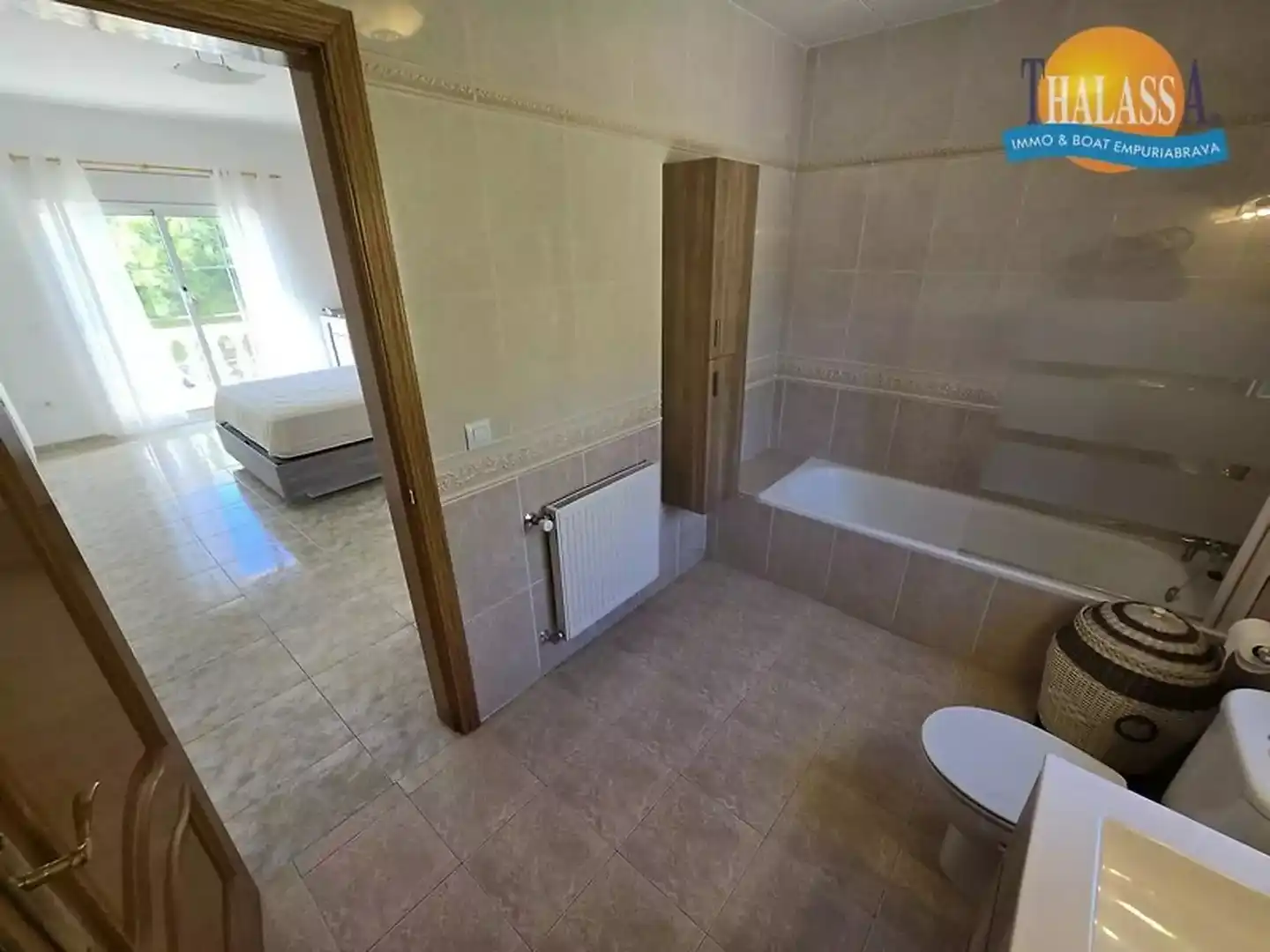 Baño de Casa o chalet en venta en Pau con Aire acondicionado, Calefacción y Jardín privado