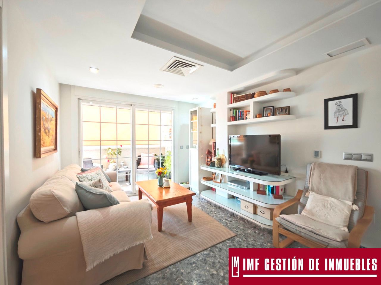 Sala de estar de Piso en venta en Vélez-Málaga con Aire acondicionado y Terraza