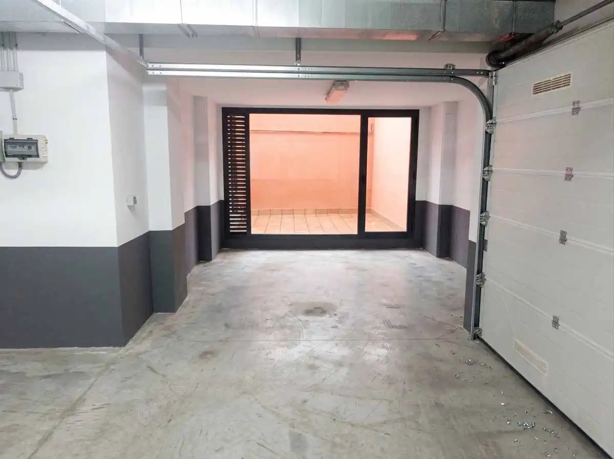 Maison jumelée avec piscine à louer à Calle de San Enrique de Ossó 535, imagen 32