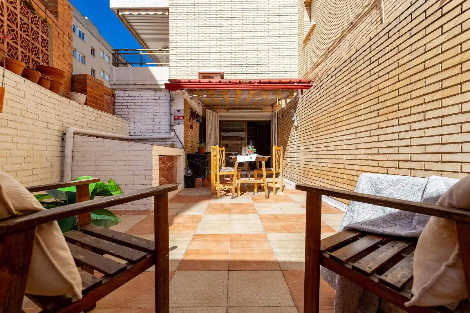 Apartment with pool for sale in Barenys