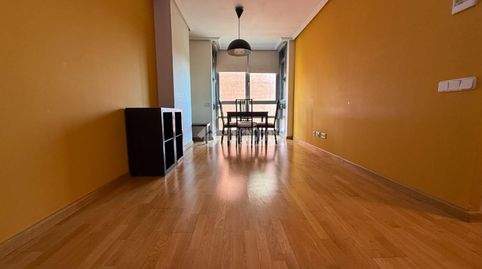 Foto 2 de Piso en venta en Orcasitas, Madrid Capital