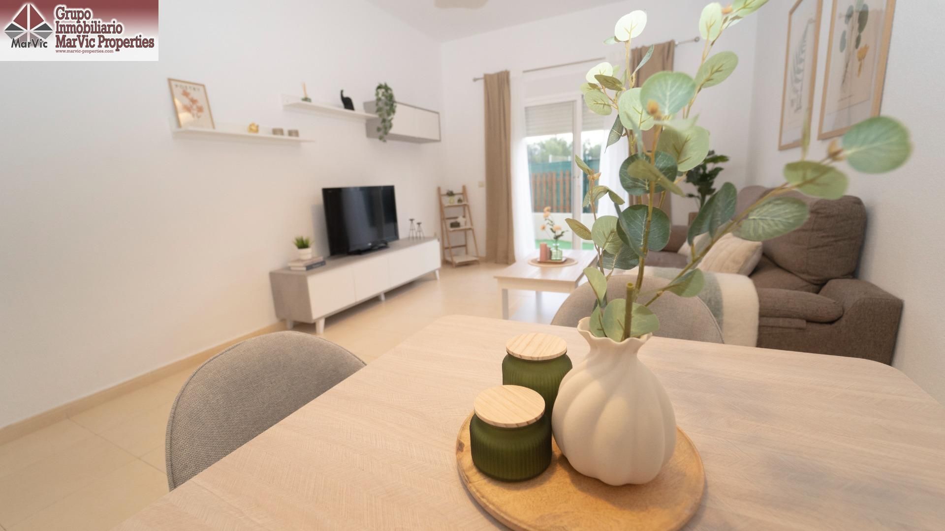 Sala de estar de Planta baja en venta en La Nucia con Jardín privado, Terraza y Amueblado