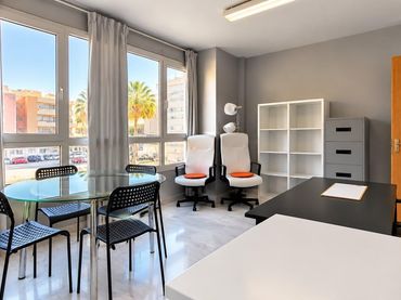 Ufficio con ascensore in vendita a Carrer d'Enric Fajarnes