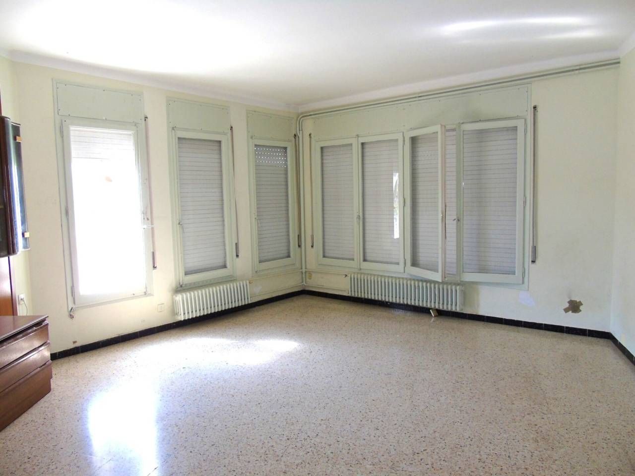 Flat for sale in Torelló  with Heating, Terrace and Alarm