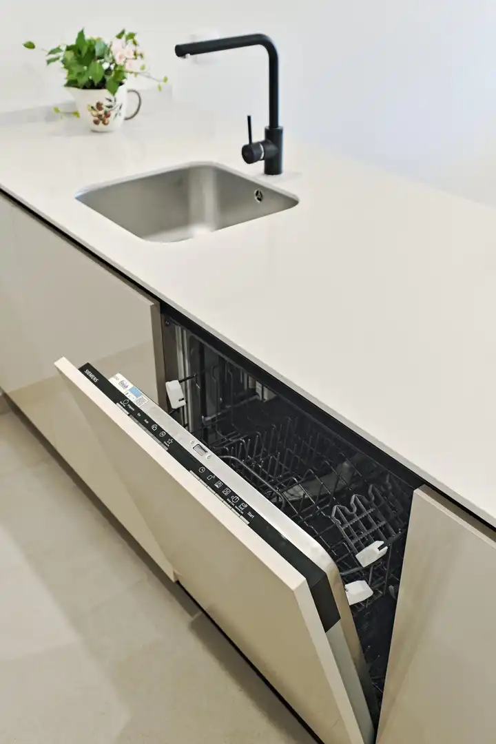Kitchen of Flat for sale in Torrevieja  with Air Conditioner, Terrace and Storage room