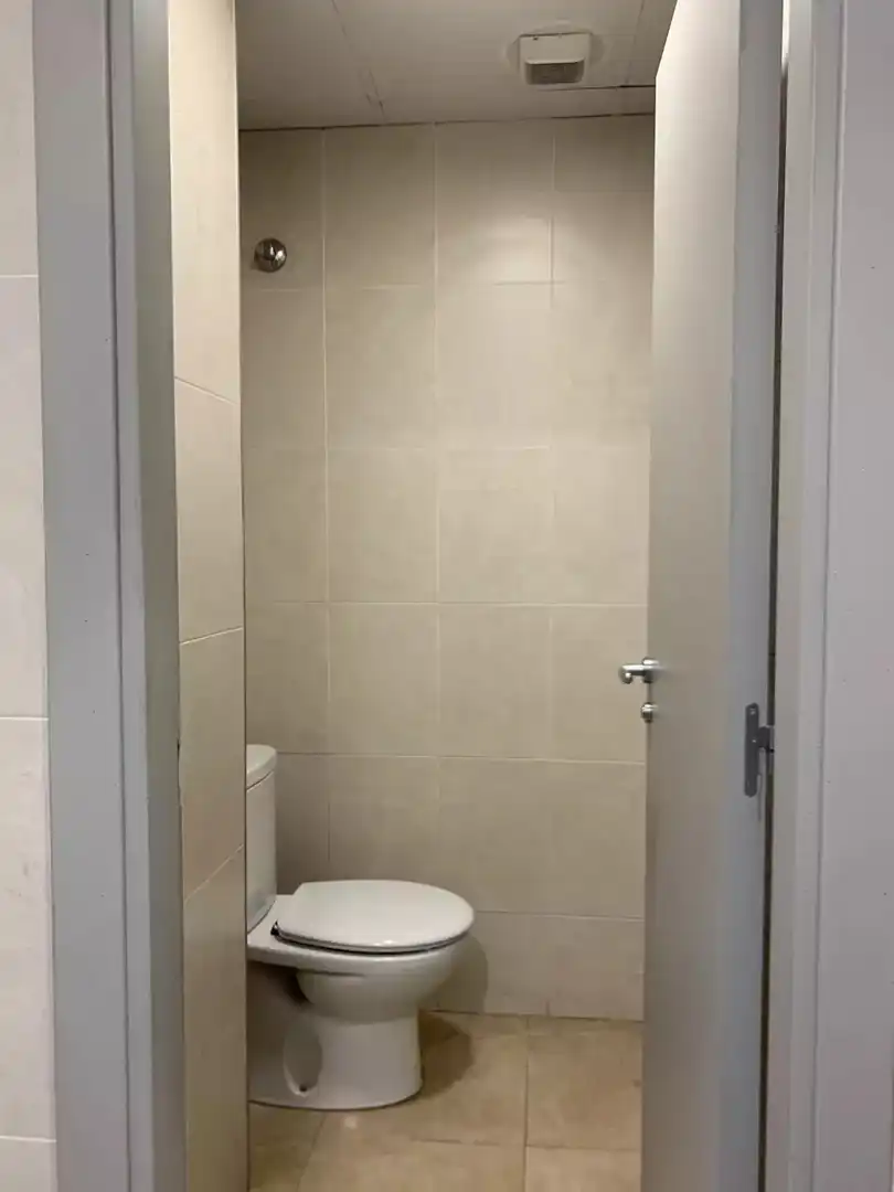 Bathroom of Commercial properties for rent in Hostalric