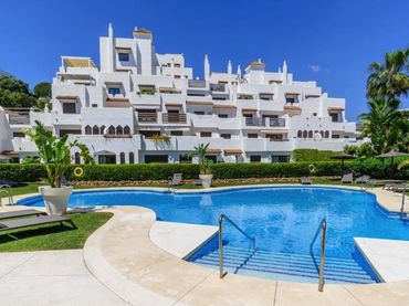 Apartment with balcony for sale in Selwo