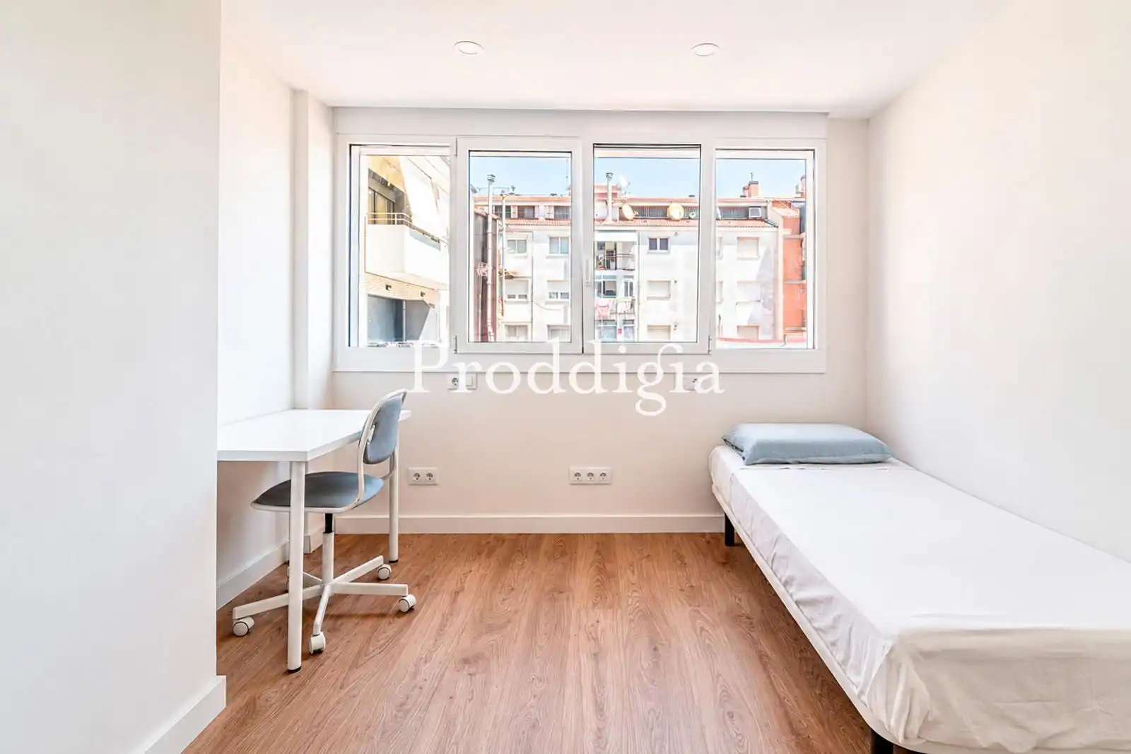 Habitación de Piso en venta en Rubí con Aire acondicionado, Calefacción y Terraza