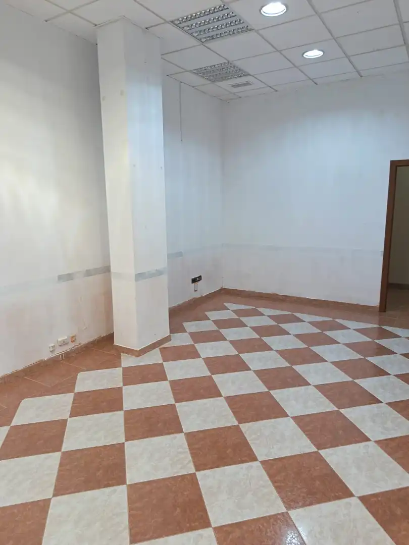 Local comercial en venda a Noroeste, imagen 5