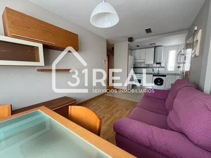 Living room of Flat to rent in  Madrid Capital  with Air Conditioner