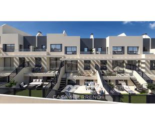 Vista exterior de Casa adosada en venda en Nerja amb Aire condicionat, Jardí privat i Terrassa