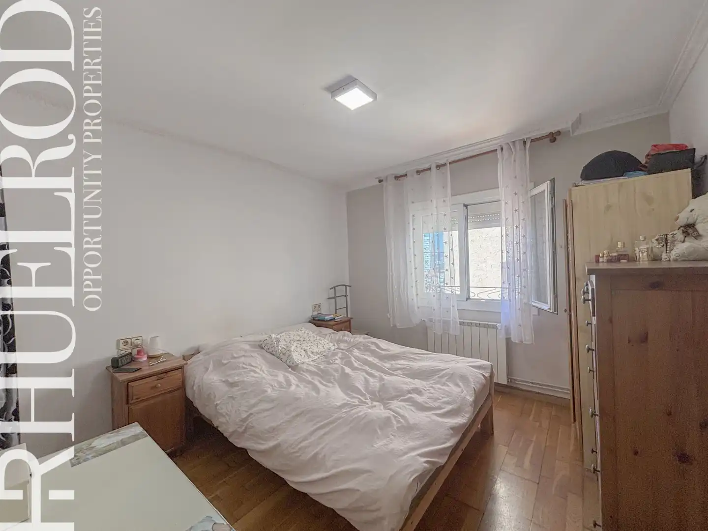 Habitación de Piso en venta en Santa Coloma de Gramenet con Calefacción, Parquet y Amueblado