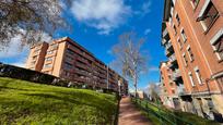 Vista exterior de Pis en venda en Bilbao 