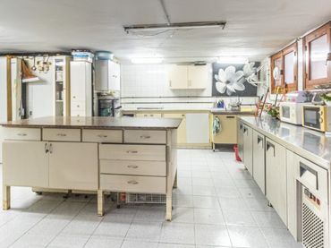 Gewerbefläche zum Verkauf in Pego