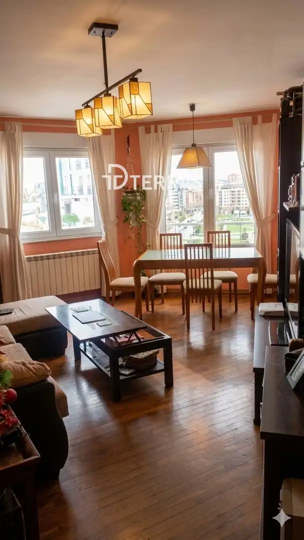 Comedor de Piso en venta en Ames con Calefacción y Amueblado