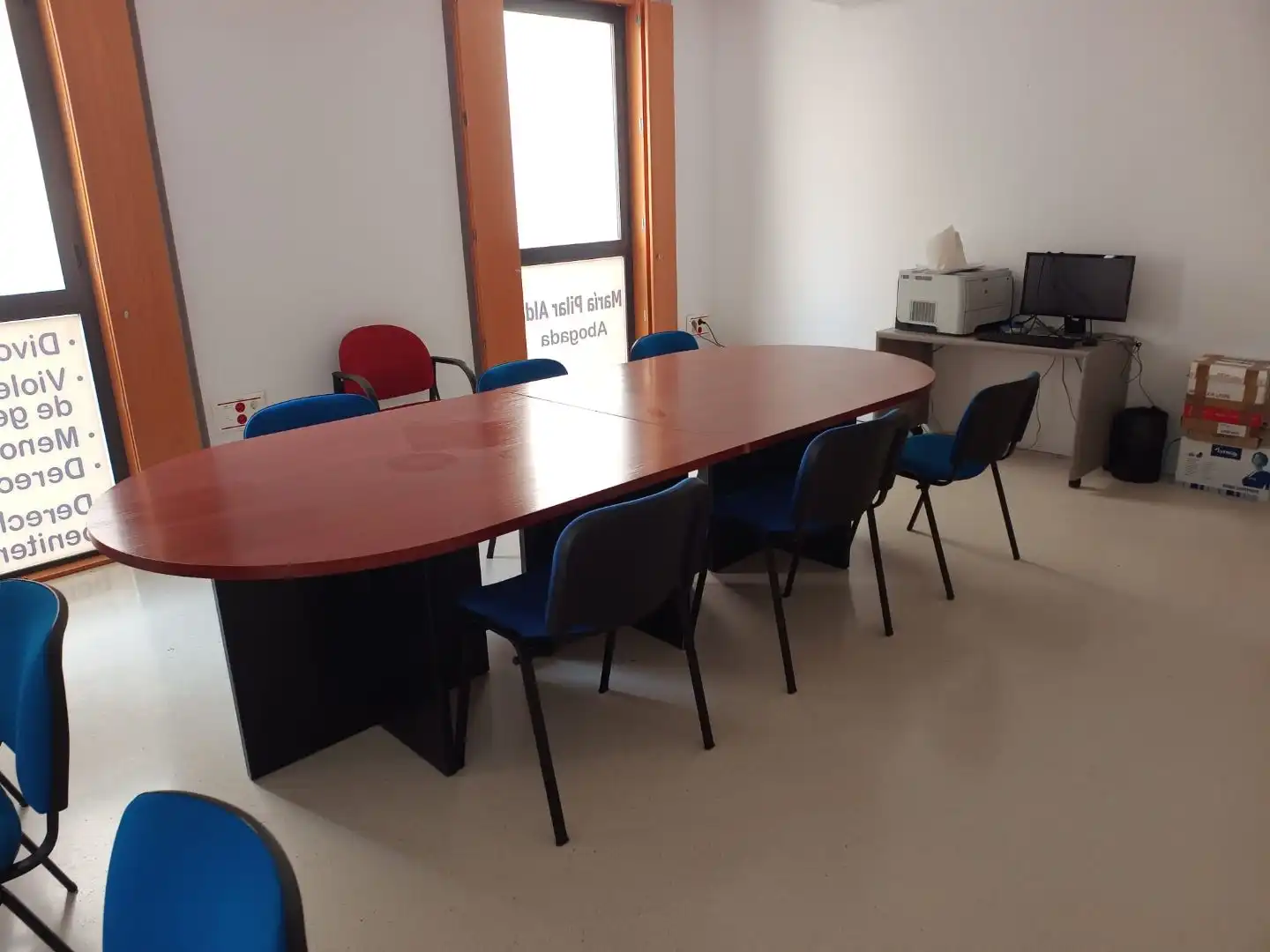 Office for rent in Alagón  with Air Conditioner, Heating and Furnished