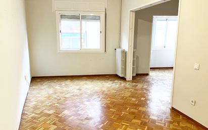 Living room of Flat for sale in  Barcelona Capital  with Heating and Parquet flooring