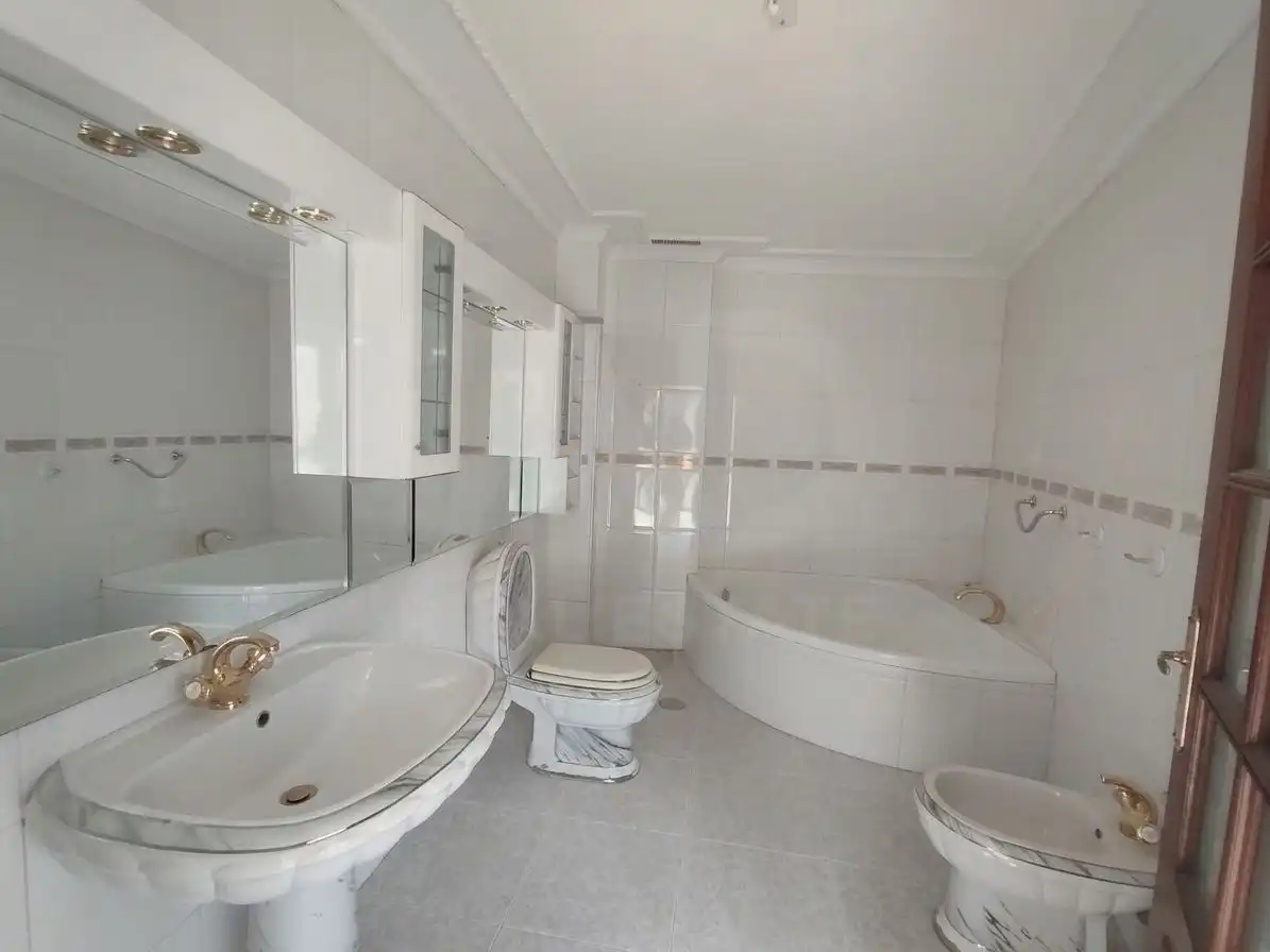 Bathroom of Flat for sale in Astorga  with Heating