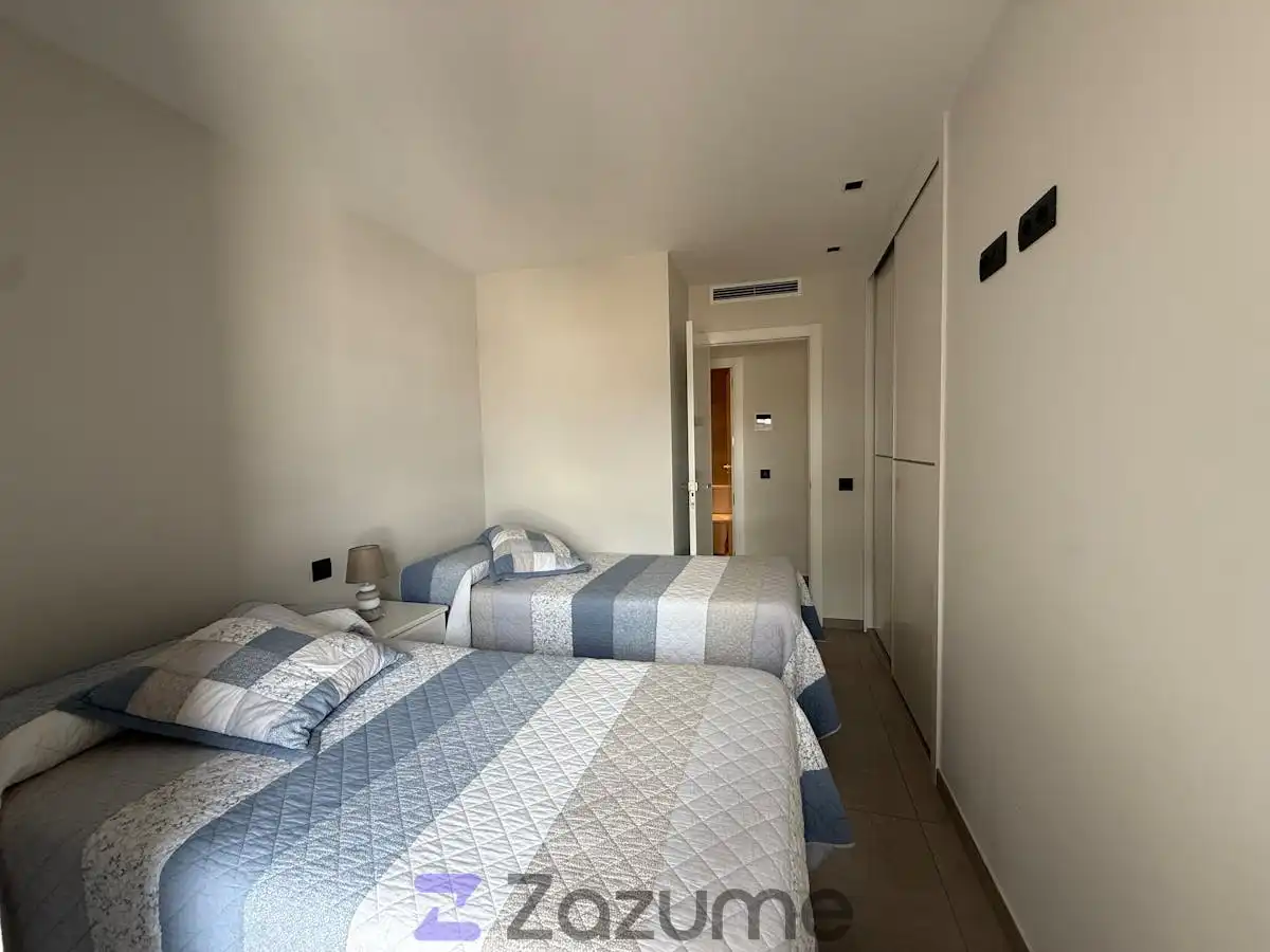 Habitación de Piso de alquiler en Las Palmas de Gran Canaria con Amueblado, Horno y Lavadora