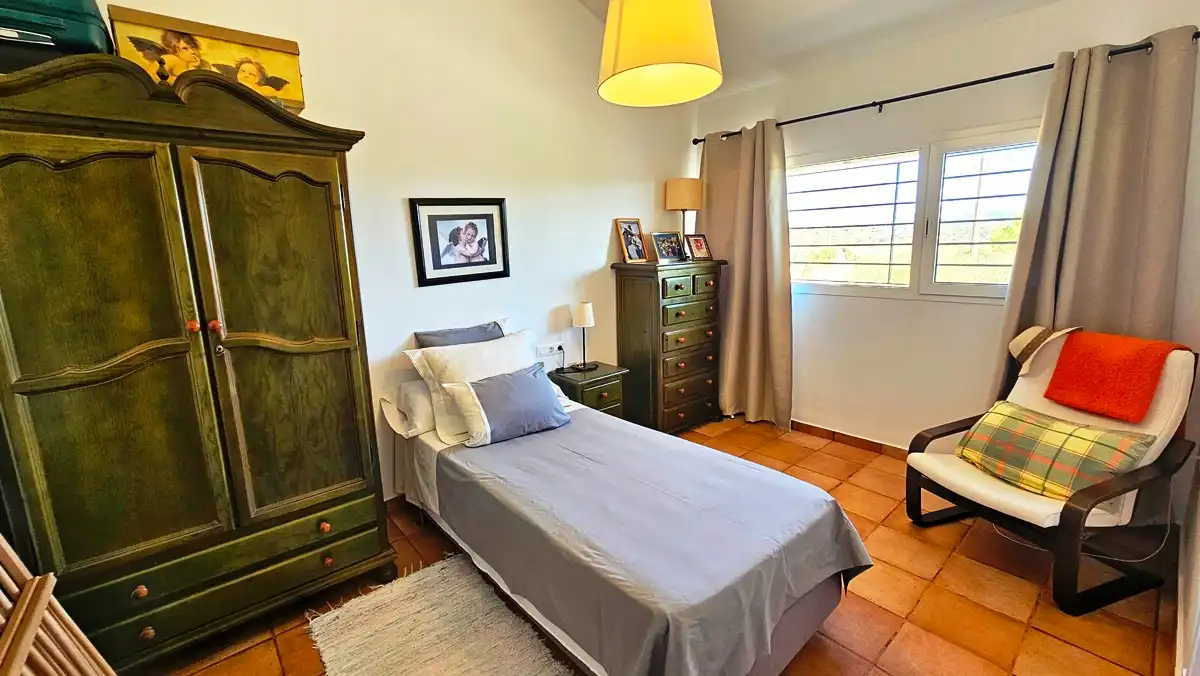 Bedroom of Houses for sale in El Madroño  with Air Conditioner and Private garden