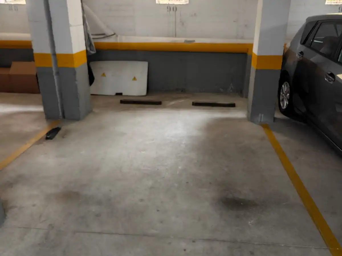 Aparcament de Dúplex en venda en Alicante / Alacant amb Aire condicionat, Terrassa i Traster