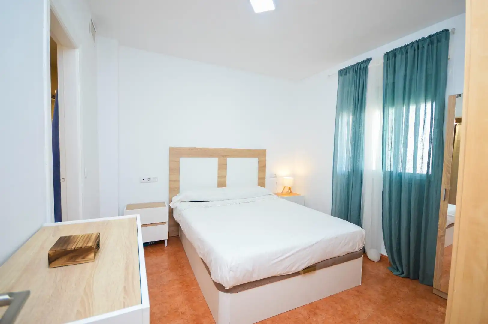 Schlafzimmer von Dachboden zum Verkauf in Viator mit Klimaanlage, Heizung und Terrasse