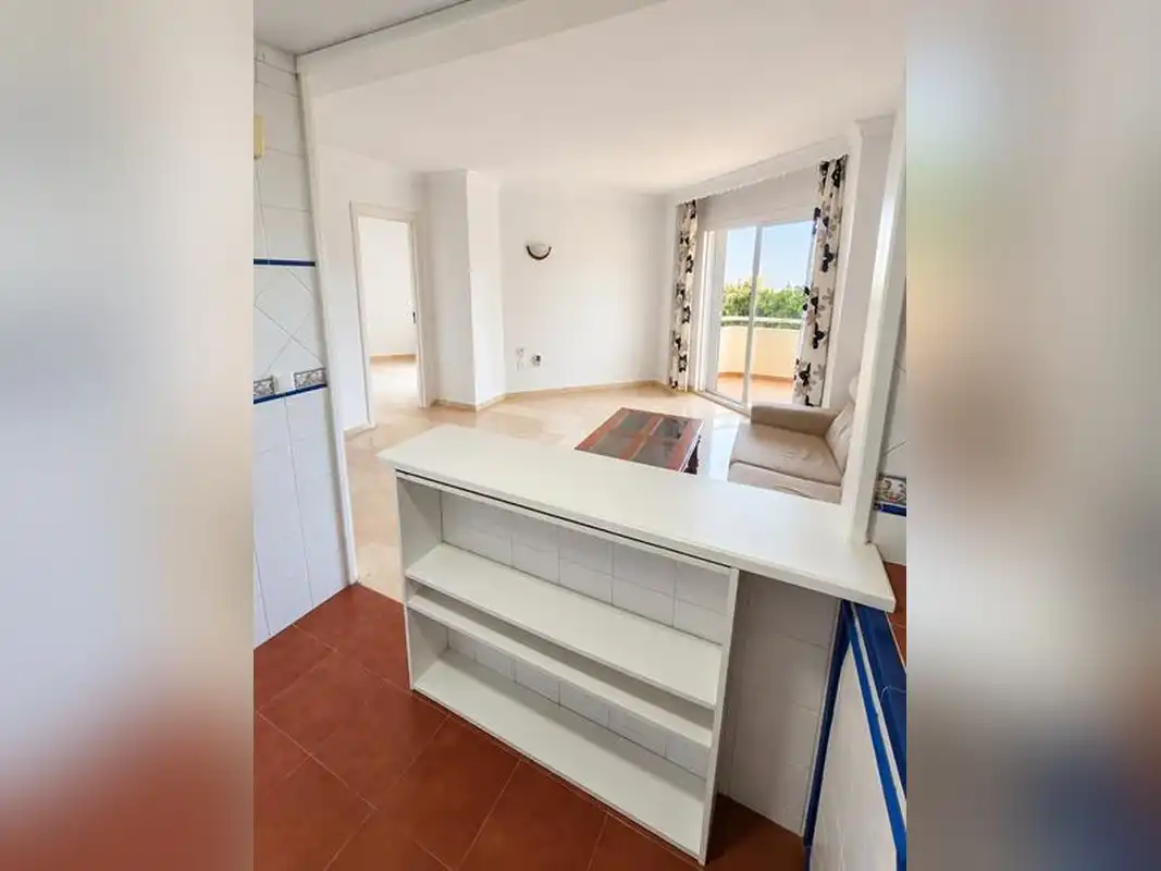 Flat with pool for sale in Selwo, imagen 18