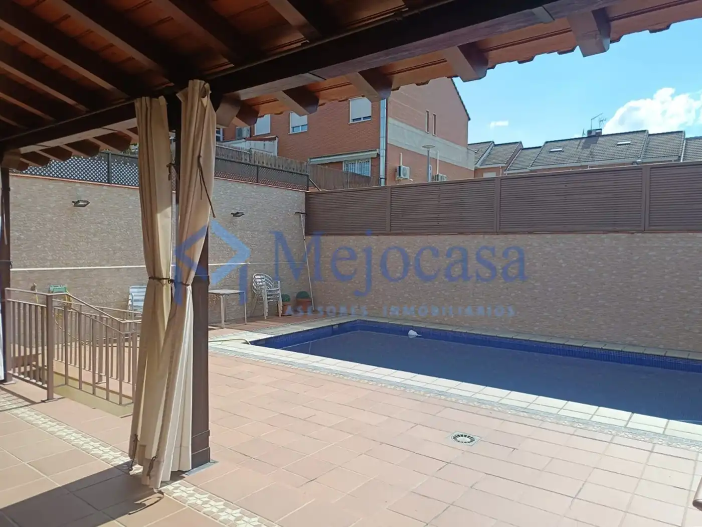 Piscina de Casa o chalet en venta en Valdemoro con Aire acondicionado, Calefacción y Jardín privado