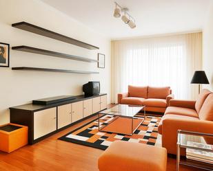 Sala d'estar de Pis de lloguer en Santander amb Calefacció, Terrassa i Moblat