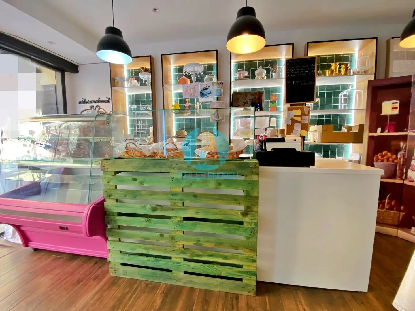 Local comercial de lloguer a Centre