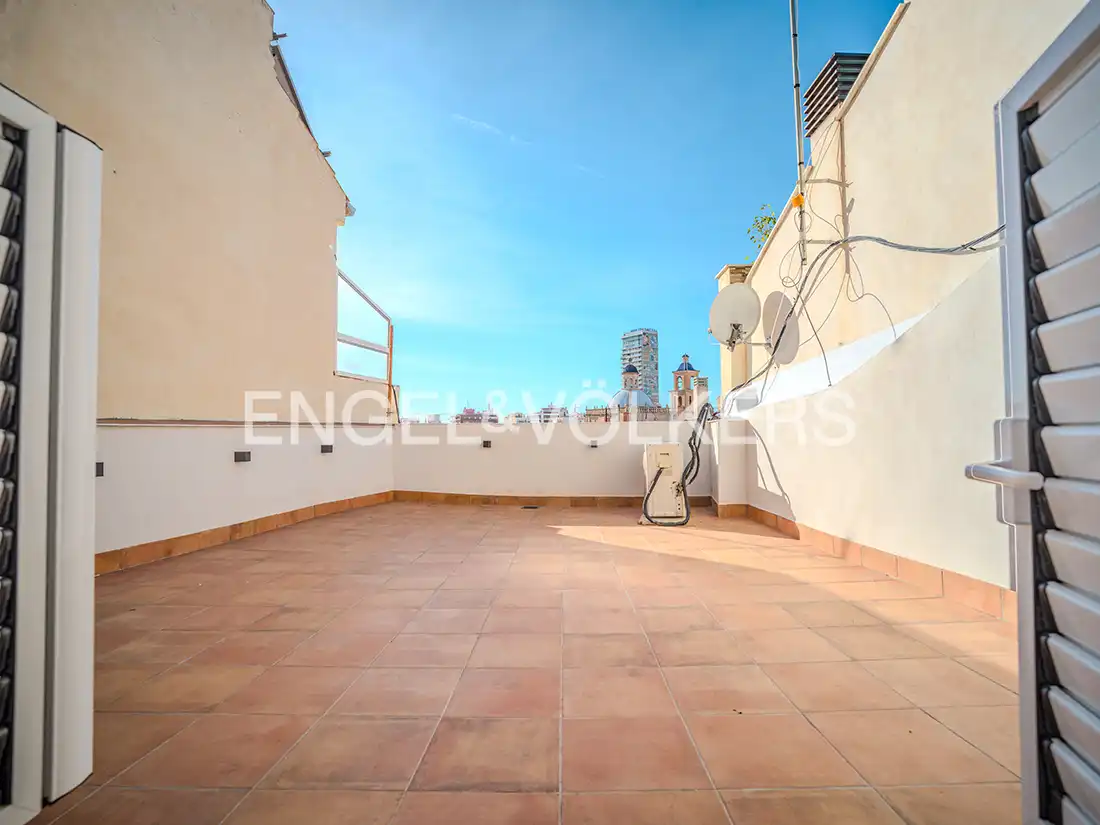 Terraza de Dúplex de alquiler en Alicante / Alacant con Aire acondicionado, Calefacción y Terraza