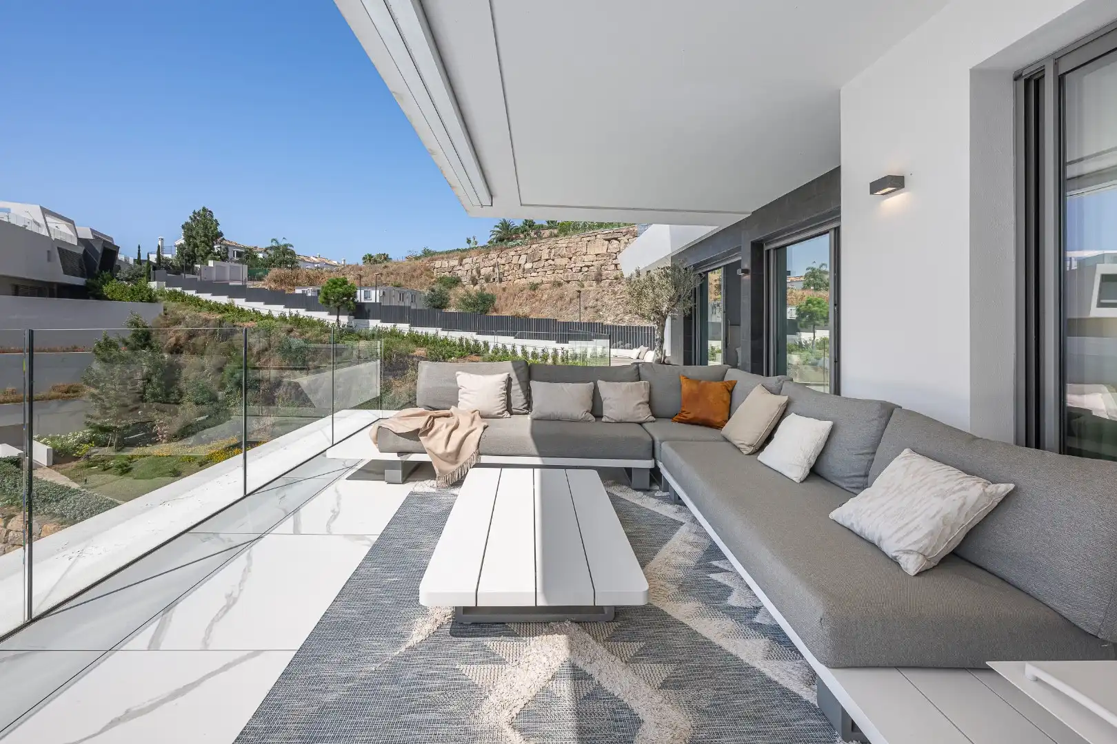 Apartment with pool for sale in Benahavís pueblo, imagen 25