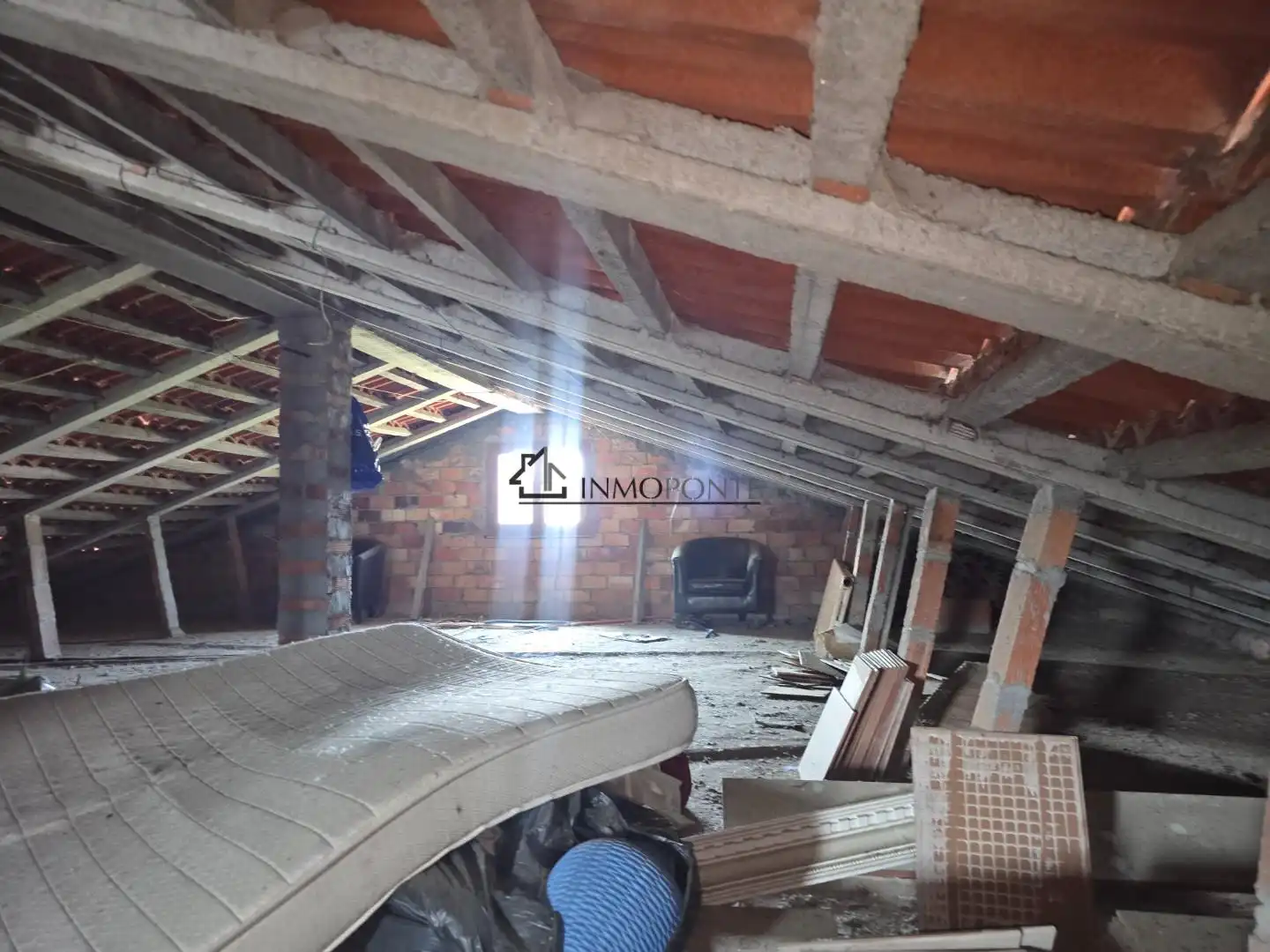 Casa o xalet en venda en Pontevedra Capital  amb Calefacció, Jardí privat i Terrassa
