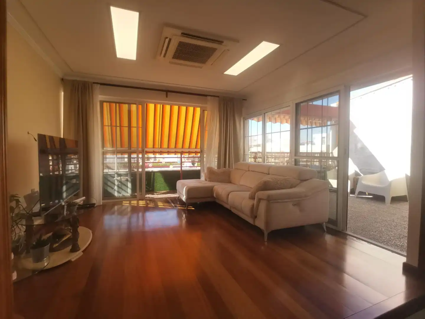 Penthouse with terrace for sale in Calle JACINTO LABAILA, imagen 3