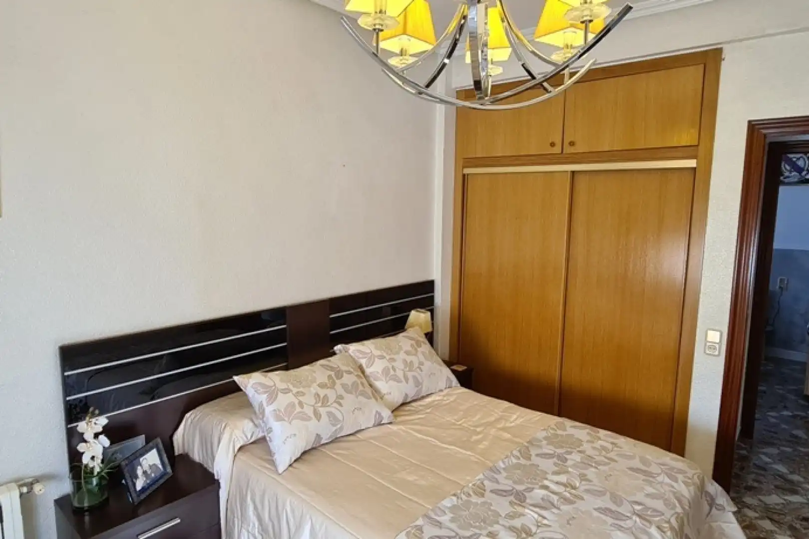 Dormitori de Casa o xalet en venda en Orihuela amb Aire condicionat, Calefacció i Jardí privat