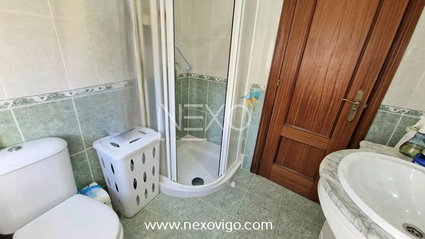 Baño de Casa o chalet en venta en Moaña con Jardín privado, Terraza y Trastero