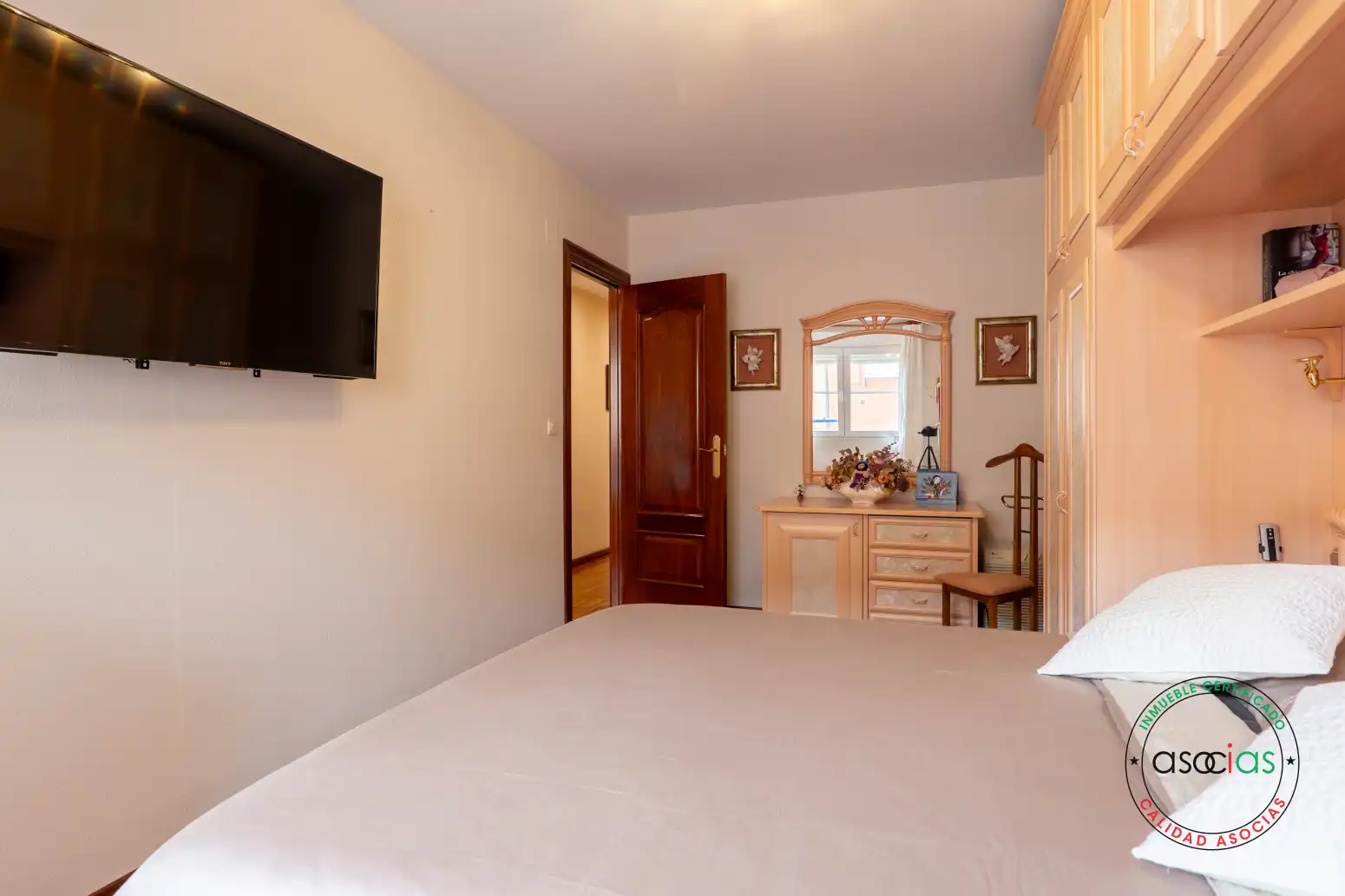 Bedroom of Flat for sale in Gijón   with Heating and Parquet flooring