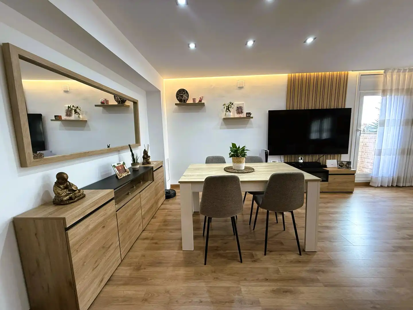 Dining room of Duplexes for sale in Palau-solità i Plegamans  with Air Conditioner, Heating and Parquet flooring