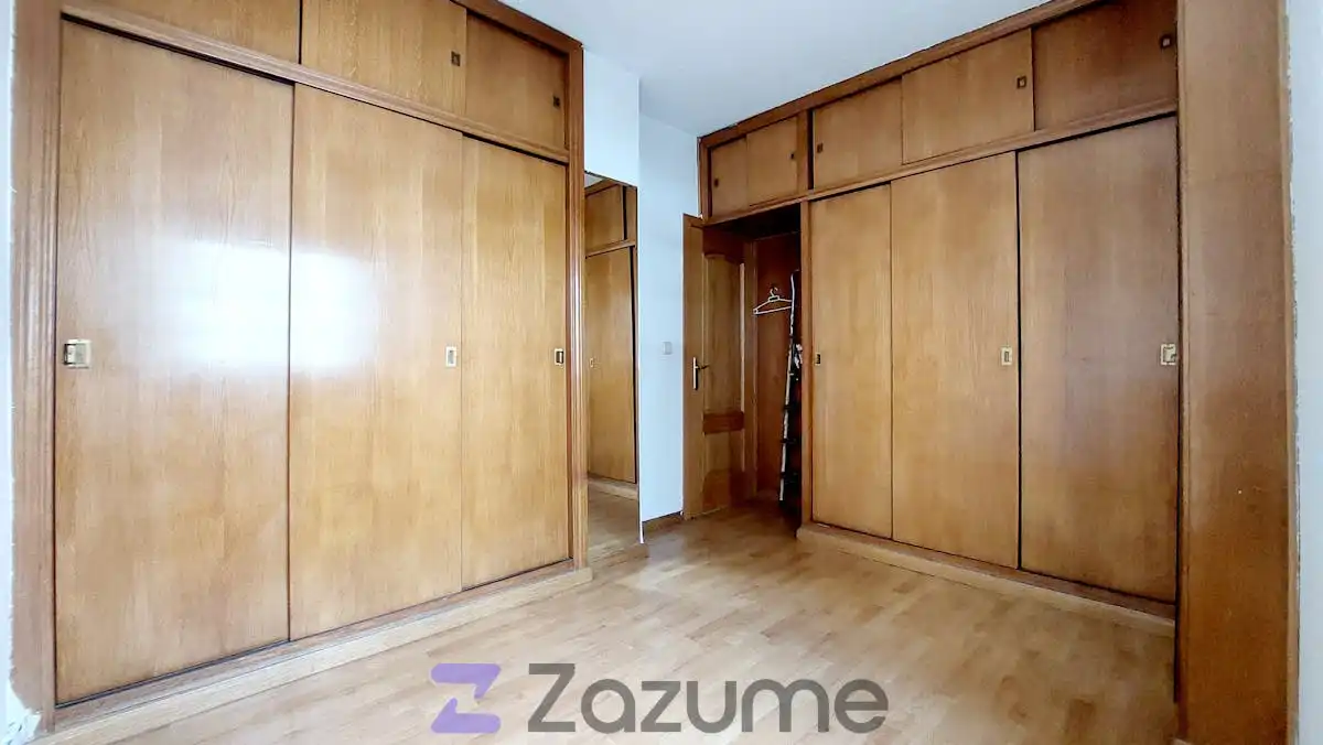 Bedroom of Flat for rent in Madrid  with Air Conditioner, Heating and Oven